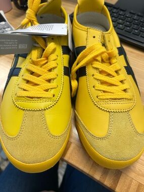 Onitsuka Tiger by Asics Men’s Yellow & Navy Mexico 66 Sneakers